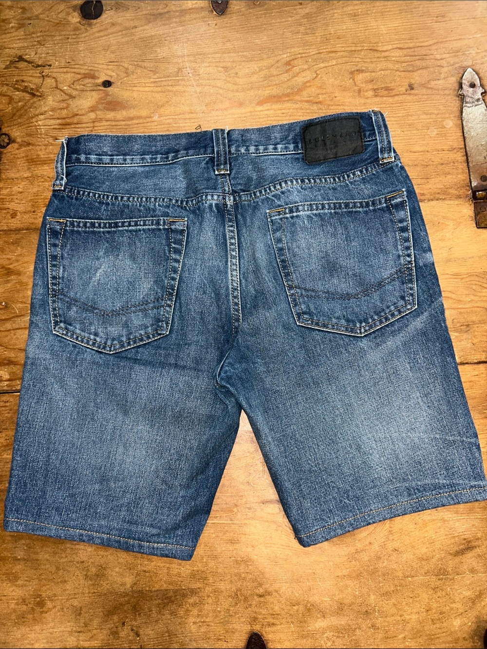 Bullhead Men’s Darkwashed Jorts DIY Cutoff Jean Shorts Blue Size 31 - Picture 3 of 9